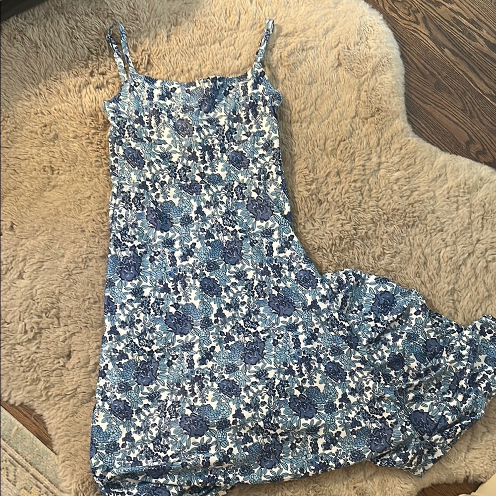 Smith & Quinn Floral Blue and White Bridesmaid dress